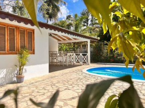 2-bedroom Bonita cottage with pool